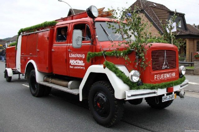 2010-08-15 Festumzug 750 Jahre Barbis (143)